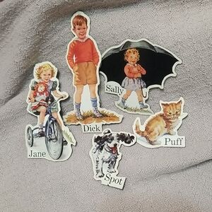 Vintage Style Magnet Set